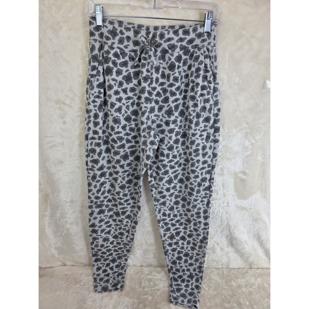 Magellan Outdoors Womens Gray‎ Leopard Print Lounge Pants Joggers Small 6986079